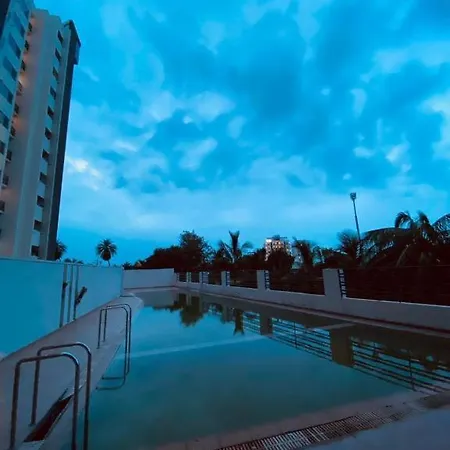 Infinity Penthouse With Pool, Sauna, Gym-2